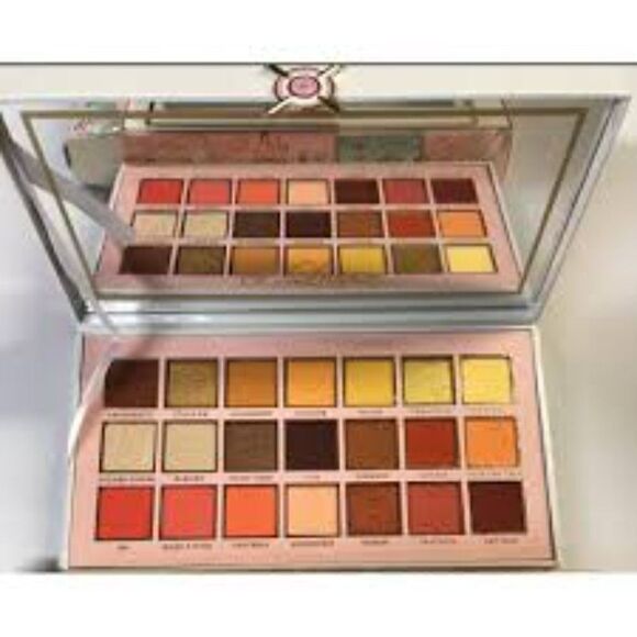P.Louise All I See Is $igns 42 Pan Palette - Picture 2 of 12